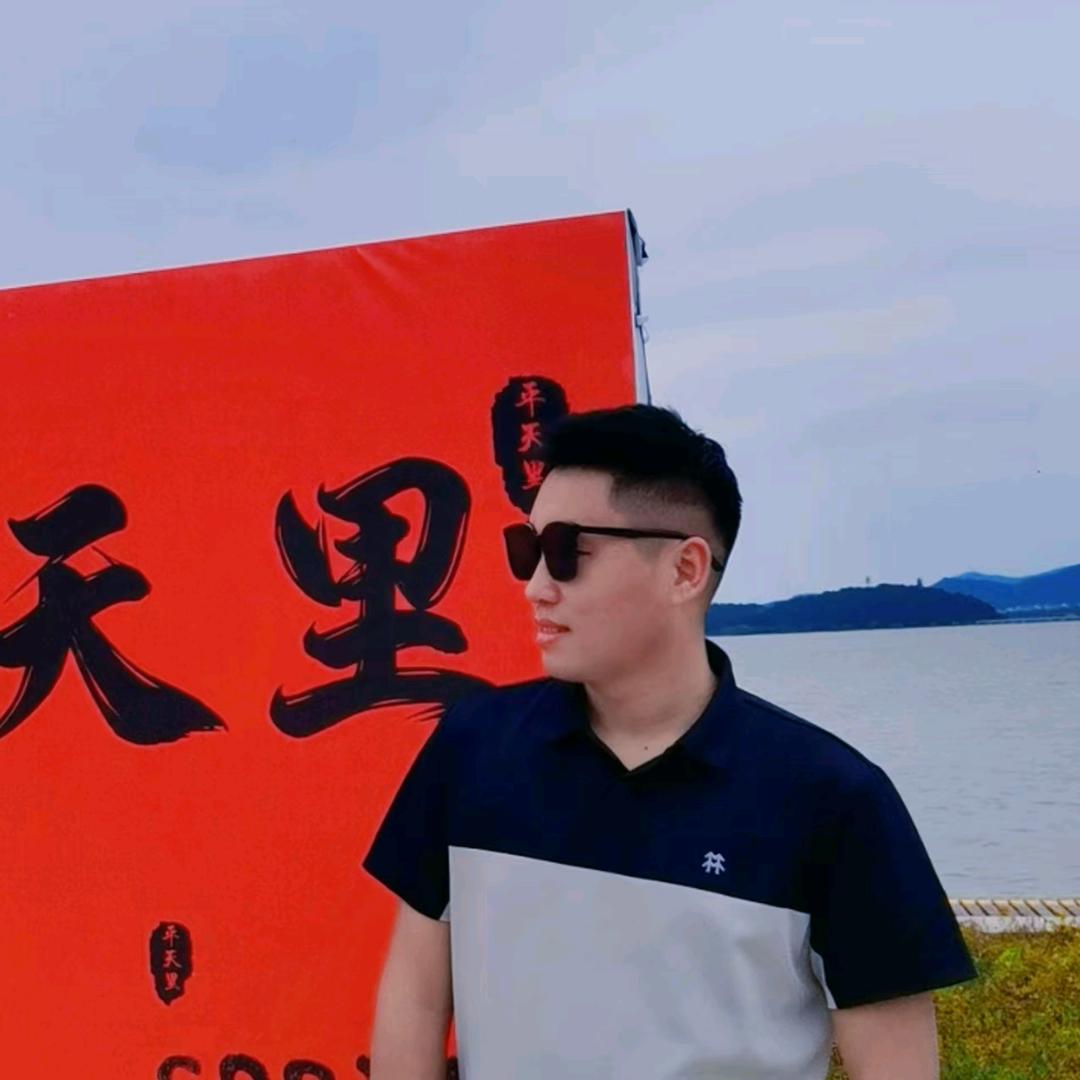 小喻爱钓鱼