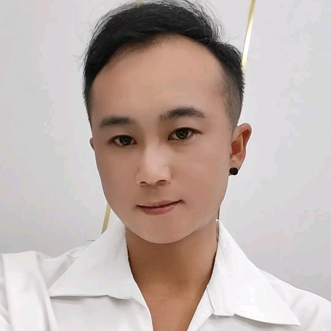 《爱而不得》