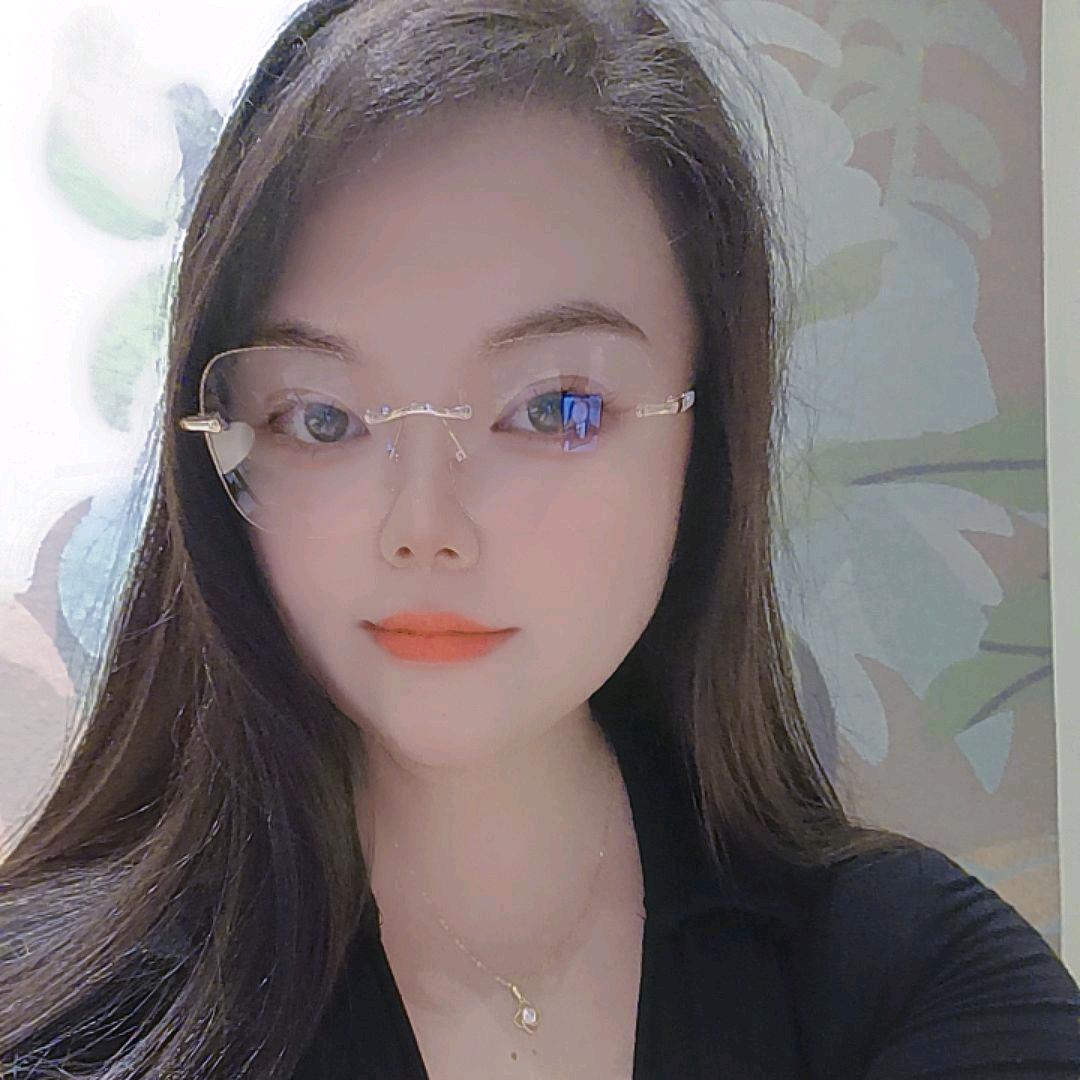 爱蹦哒的安琪拉