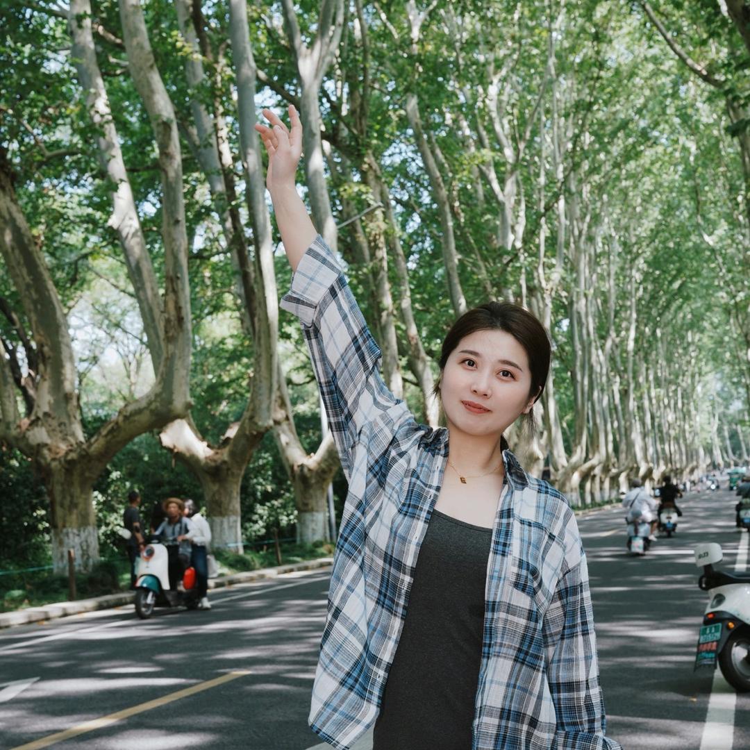 大连卖海鲜的小姑娘