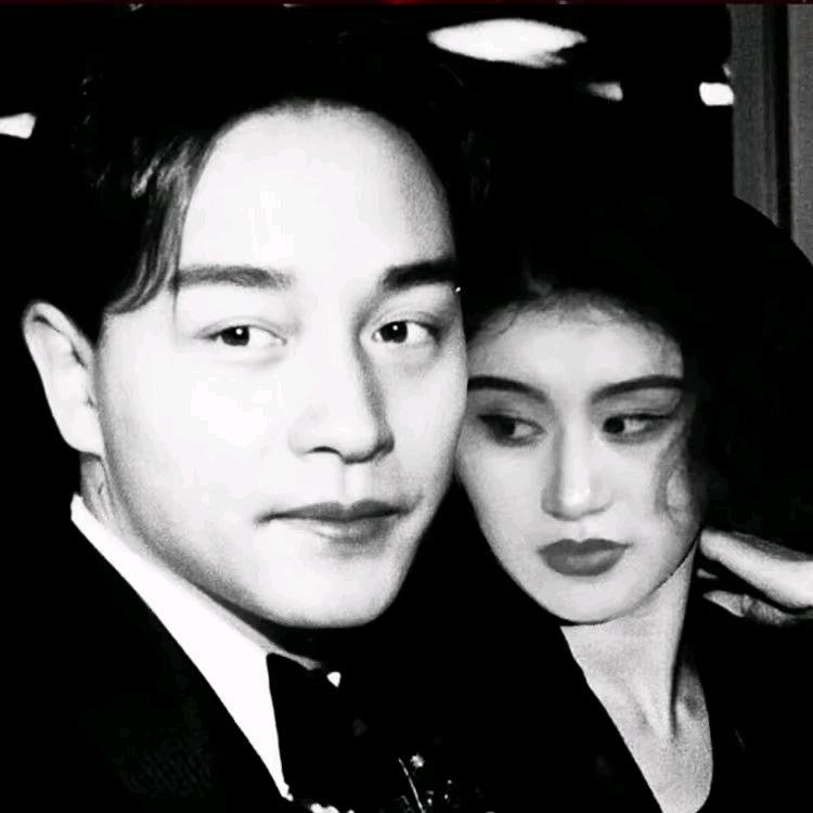 暗裡着迷