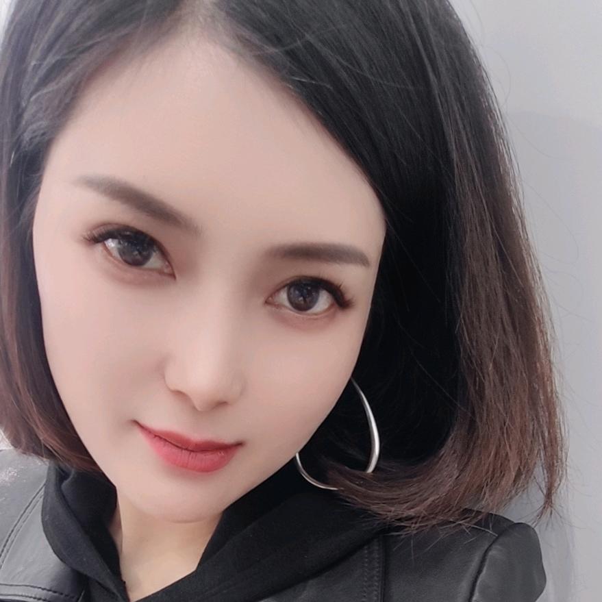 2亲（辉腾锡勒草原接待中心）