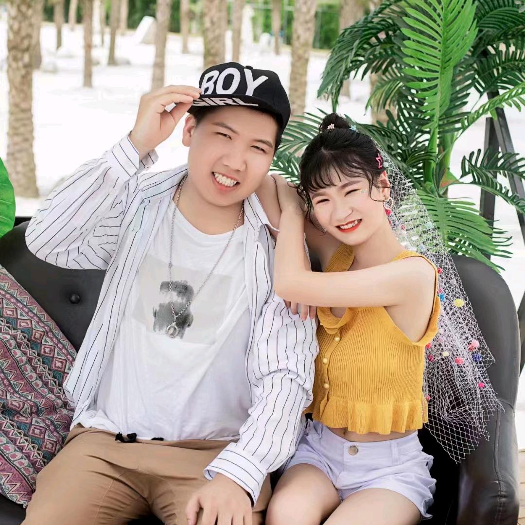 四川仁寿县栖西里大舞台直播网红唐林唐老大