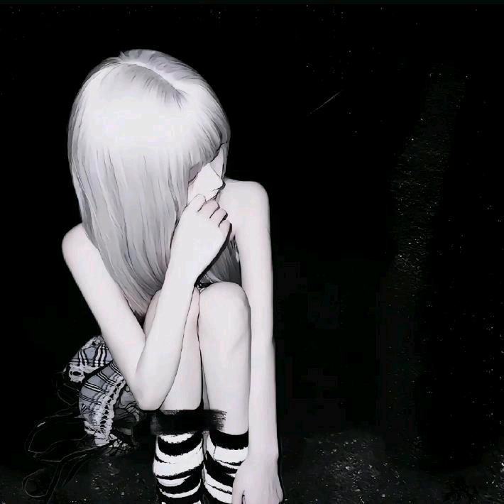 彤彤控