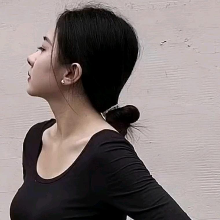 狮子座秘书