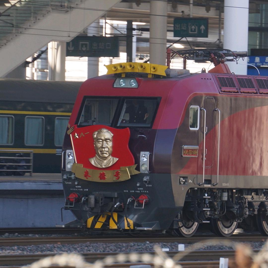 啸哥公铁之声（冲万粉）