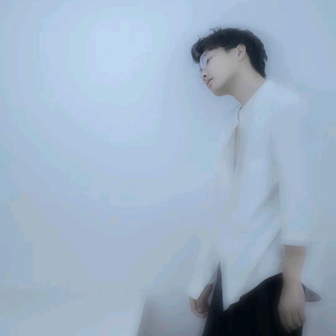 白露藏青