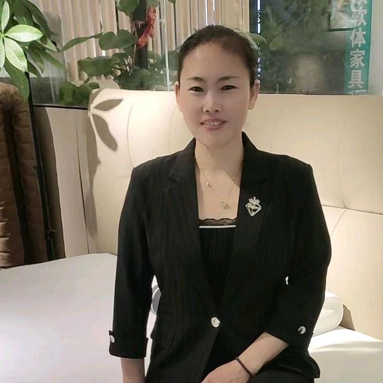 英子姐 每天晚9点20首播）