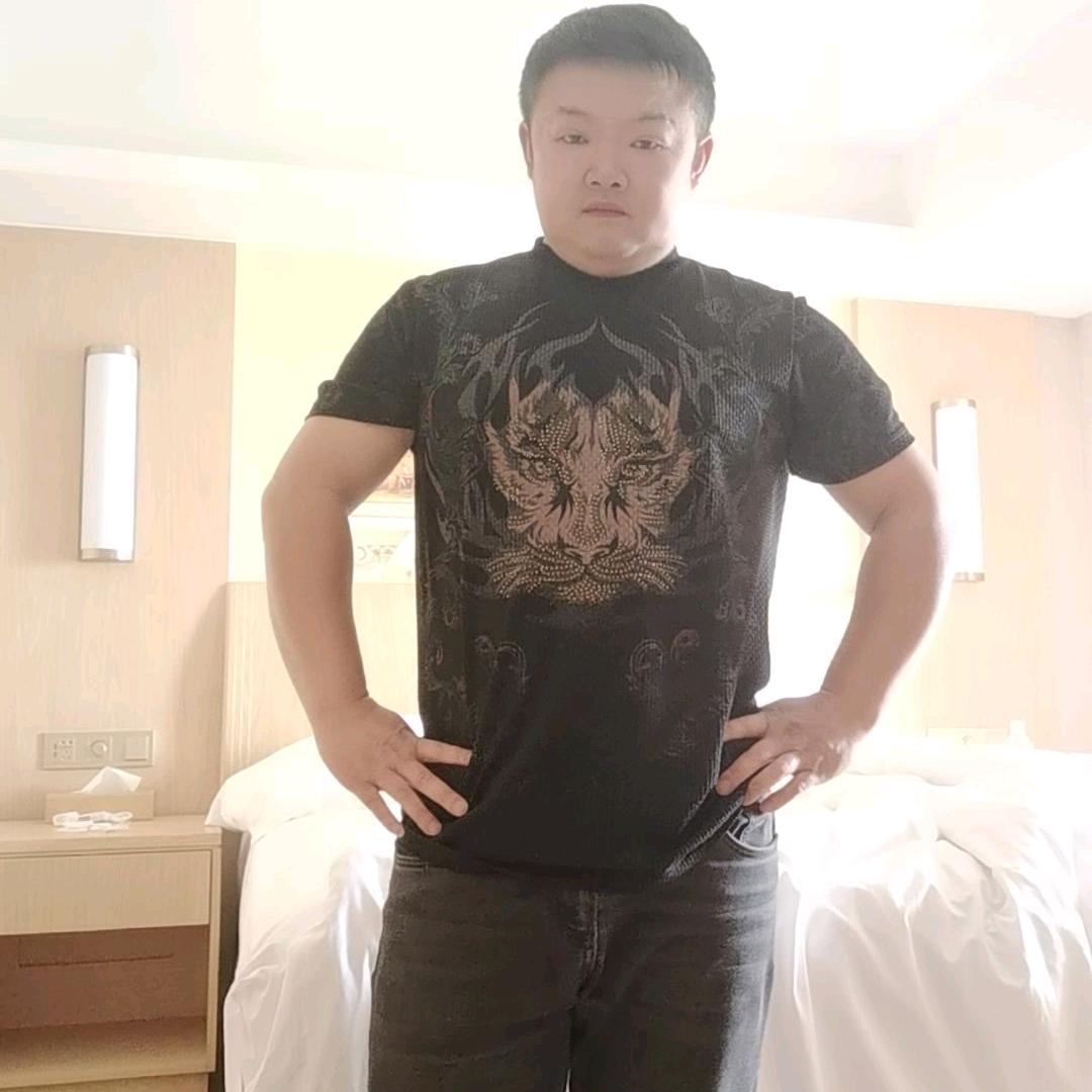龙云浮夸