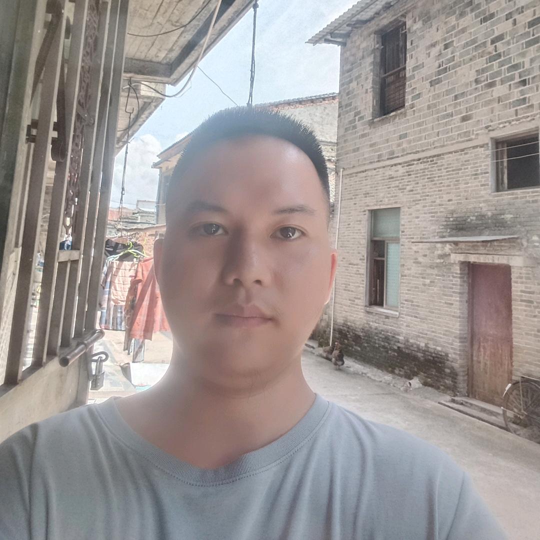 万强华