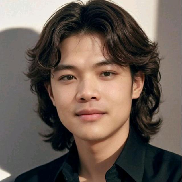 张伟    跑车的牛马