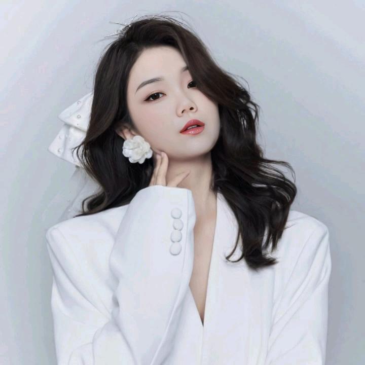 小玉· 傲娇的冰淇淋🍦