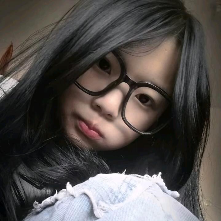 小君君