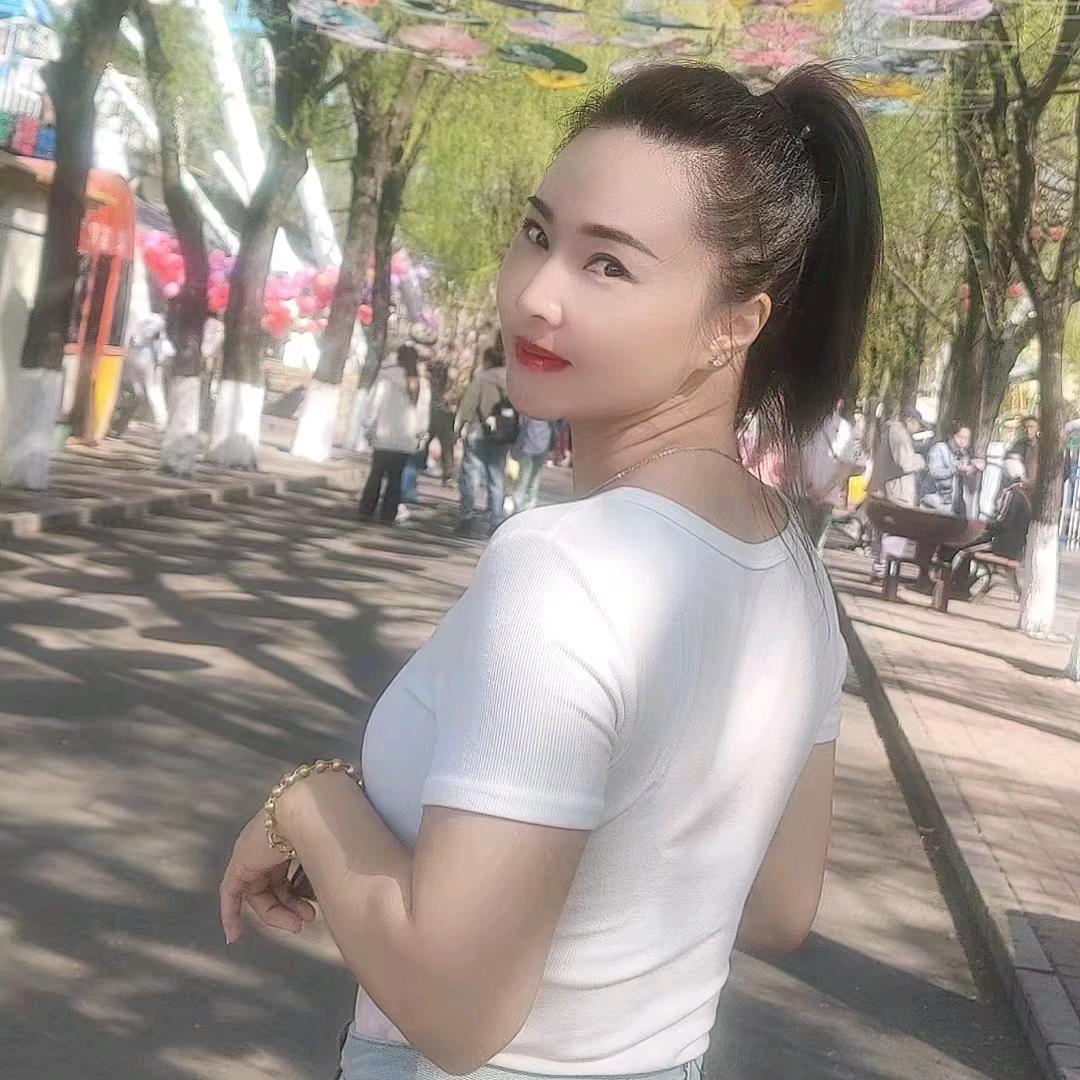 冷冷妖魅儿