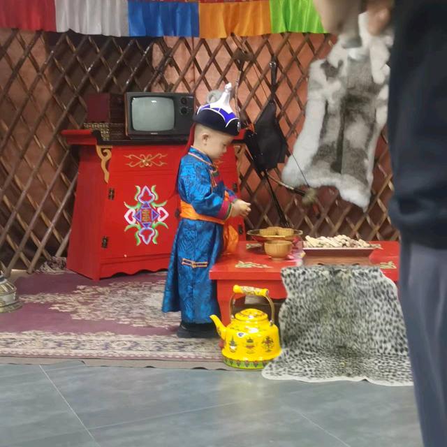 (ง •̀_•́)ง加油