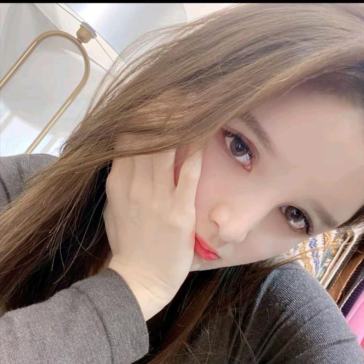 饭饭是我(原创穿搭)