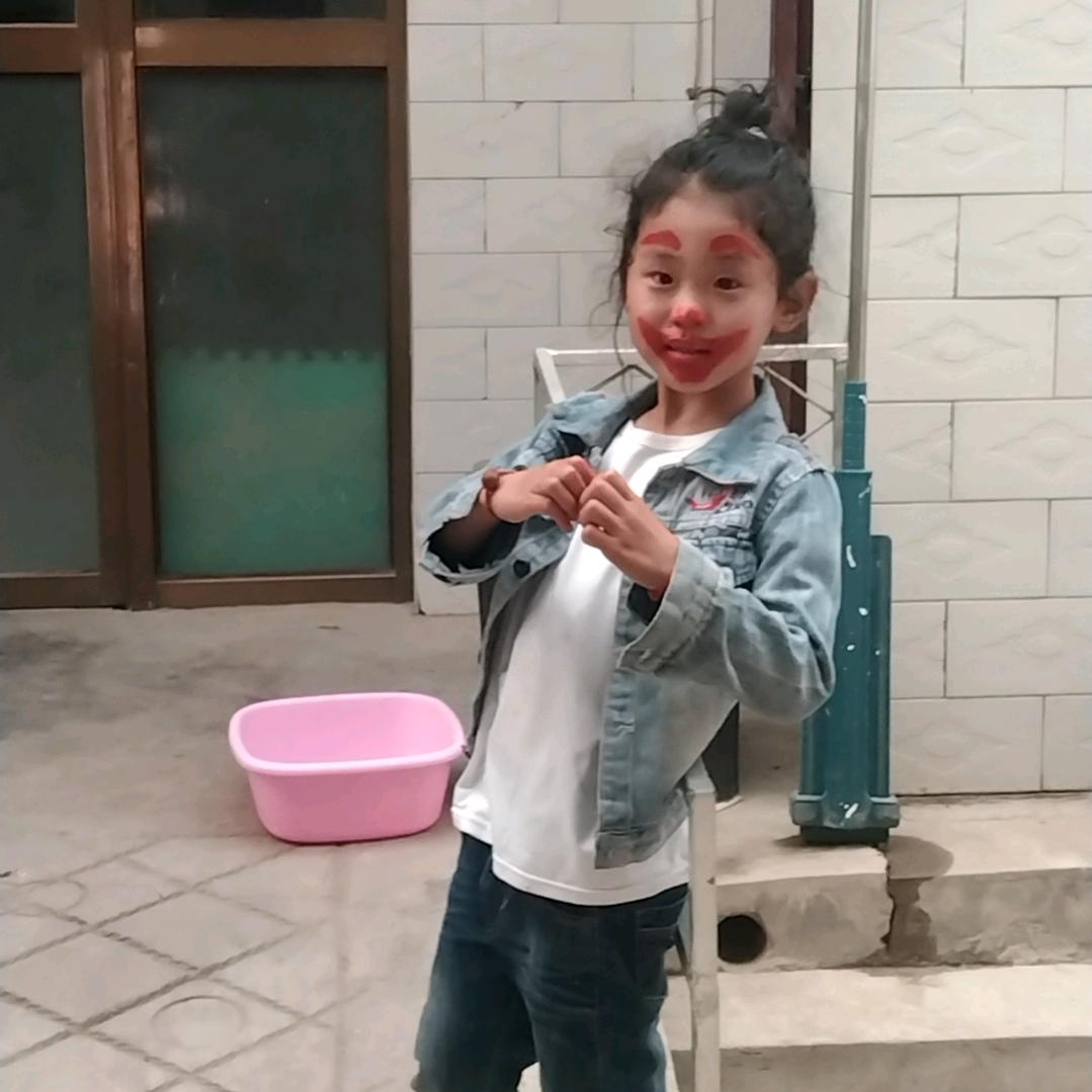 卧蚕