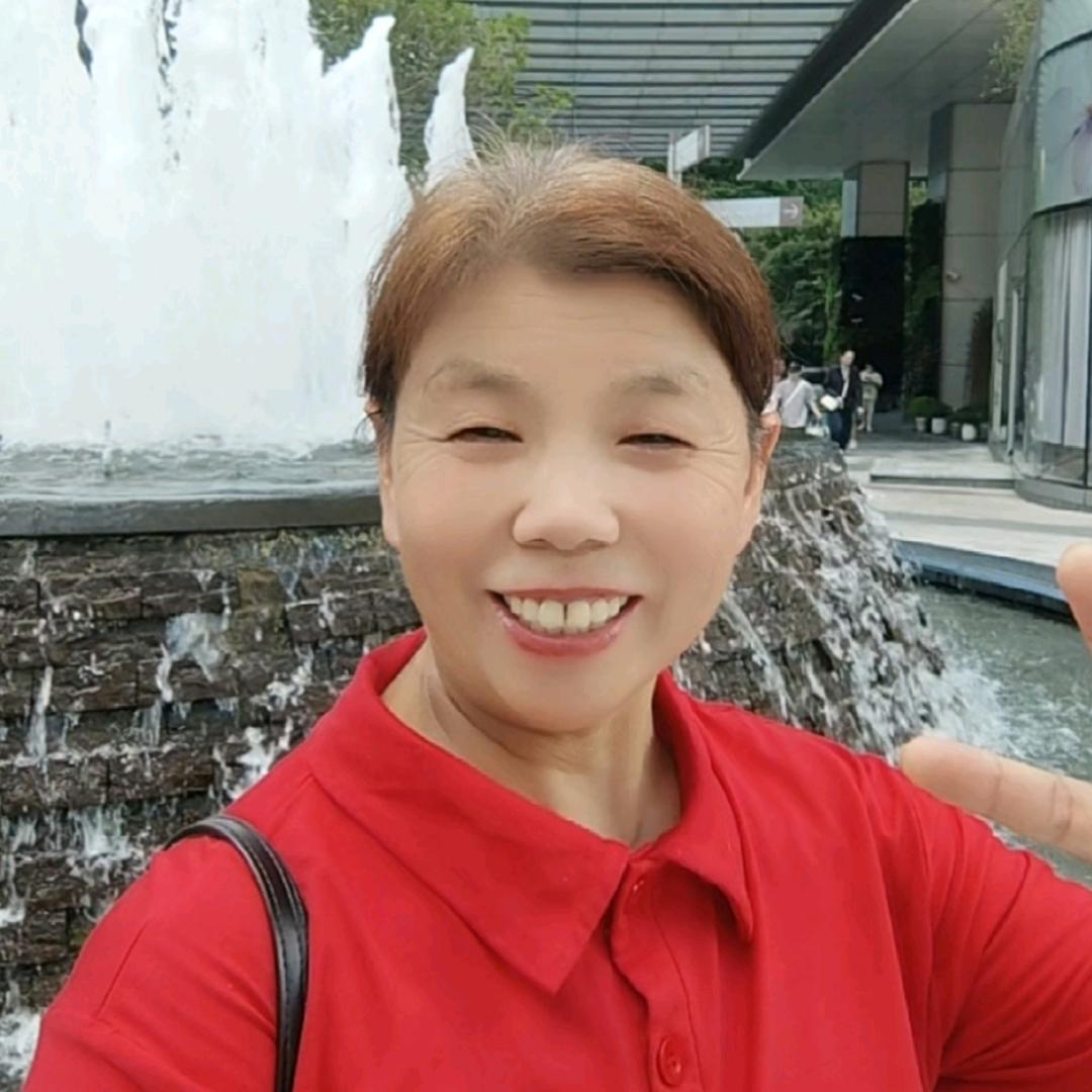 徐姐在上海做养老，带收个徒弟