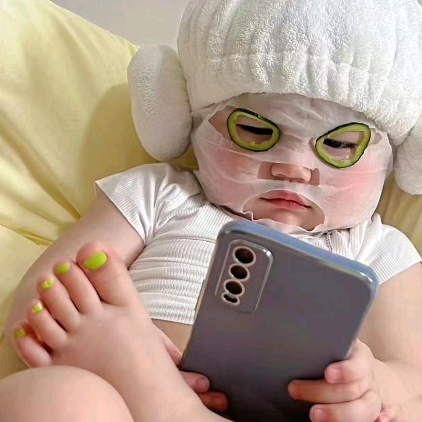 ⁞⁝⁞ʕु•̫͡♥♡沉默