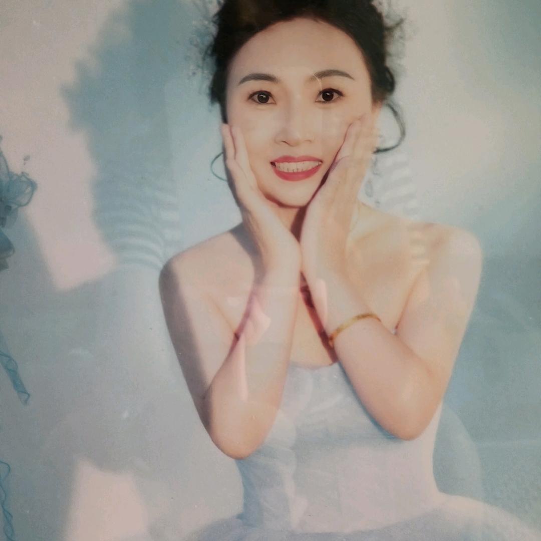 兰姐每晚7点10分开启唱歌🎤十聊天直首