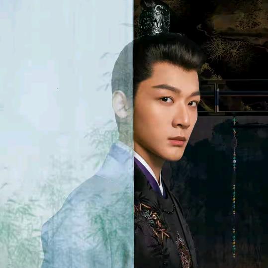 从不露面！！！