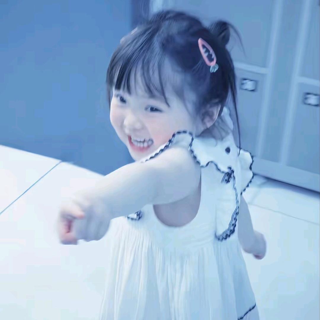 六月