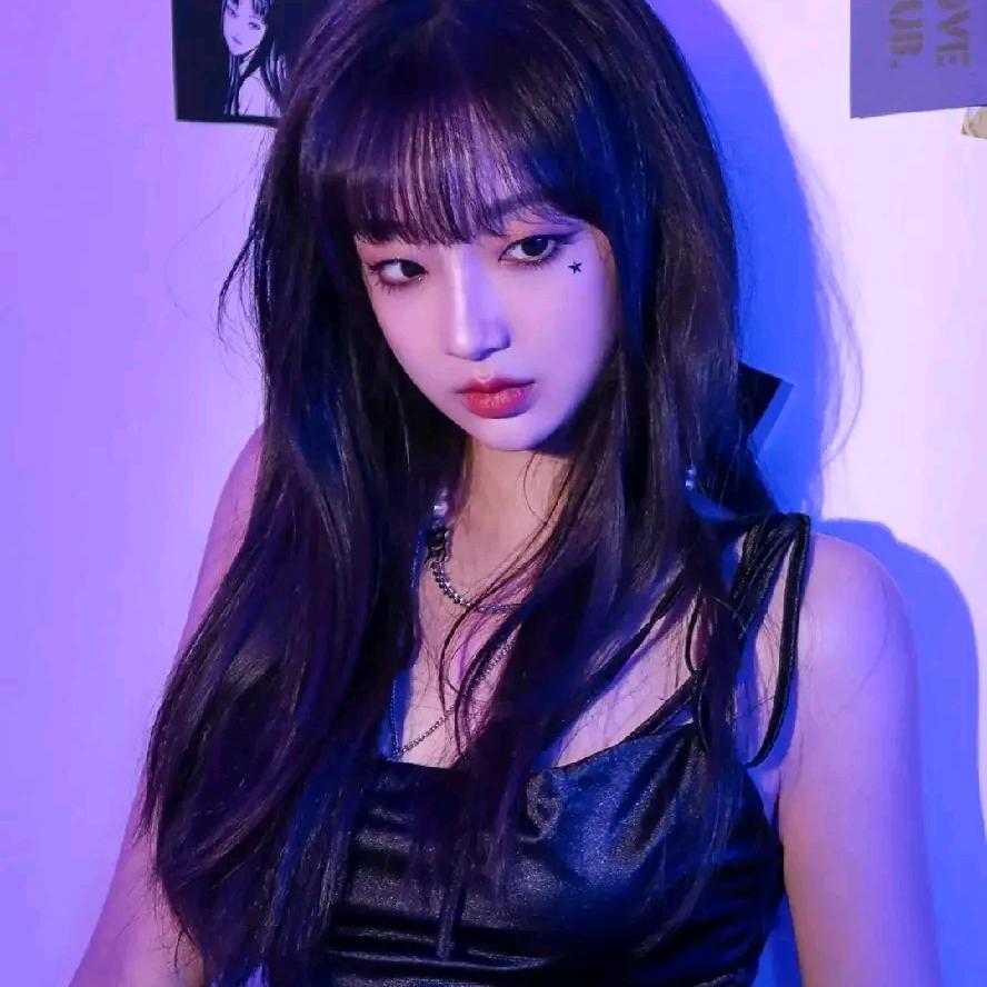 🚬᭄ 拽姐在此，谁