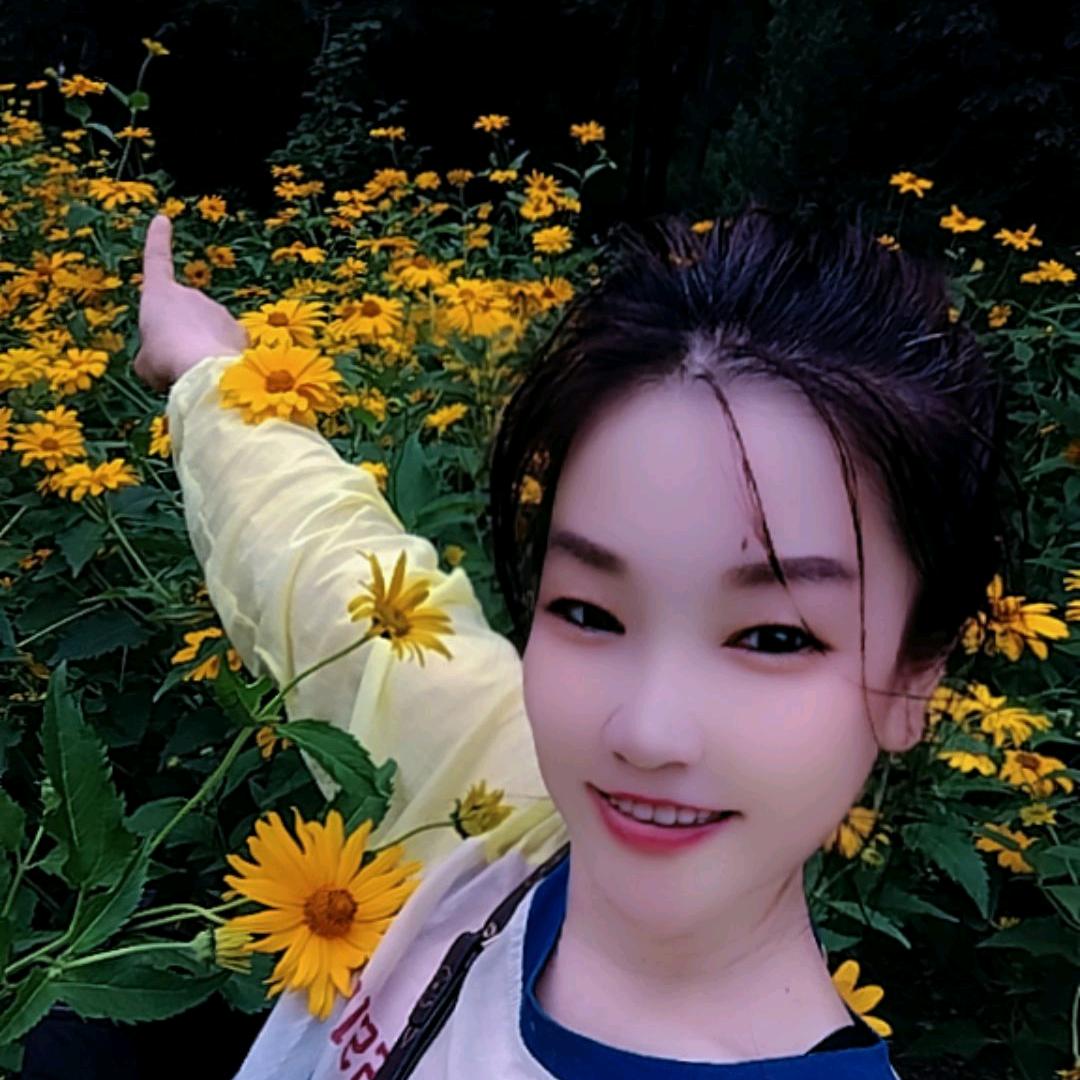 眼睛小小
