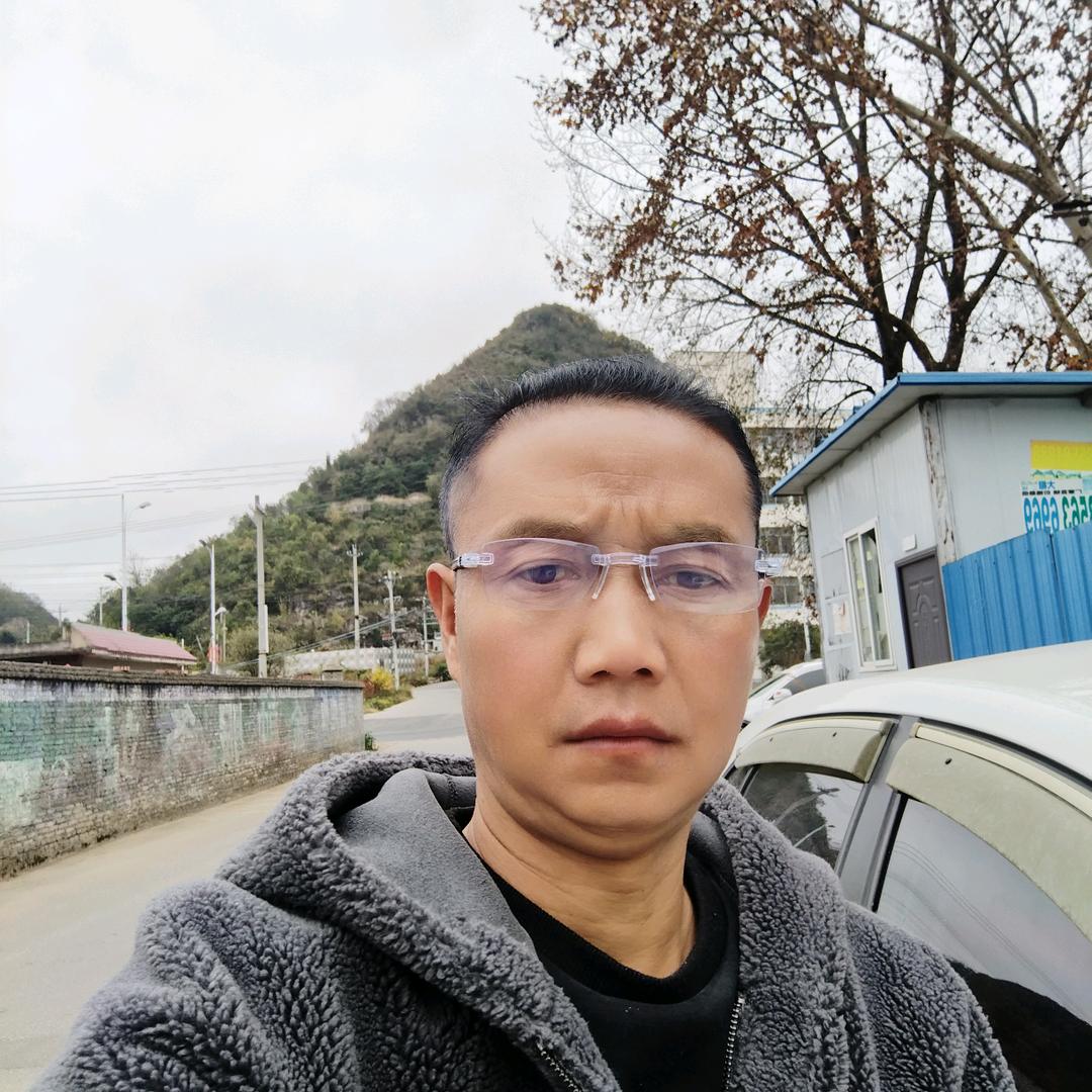 杜珥华