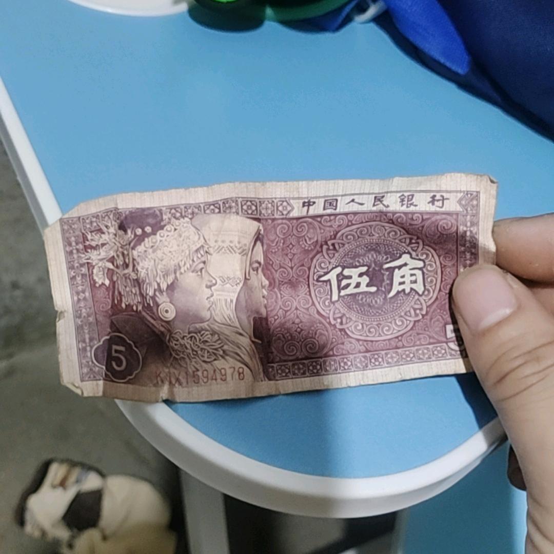 ㅤ ㅤ       ㅤ我能怎么办