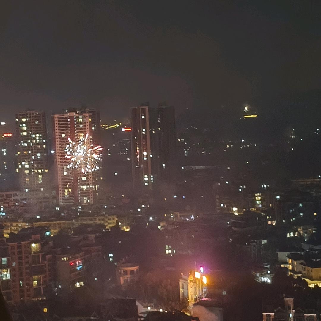黔梦满城香烧烤