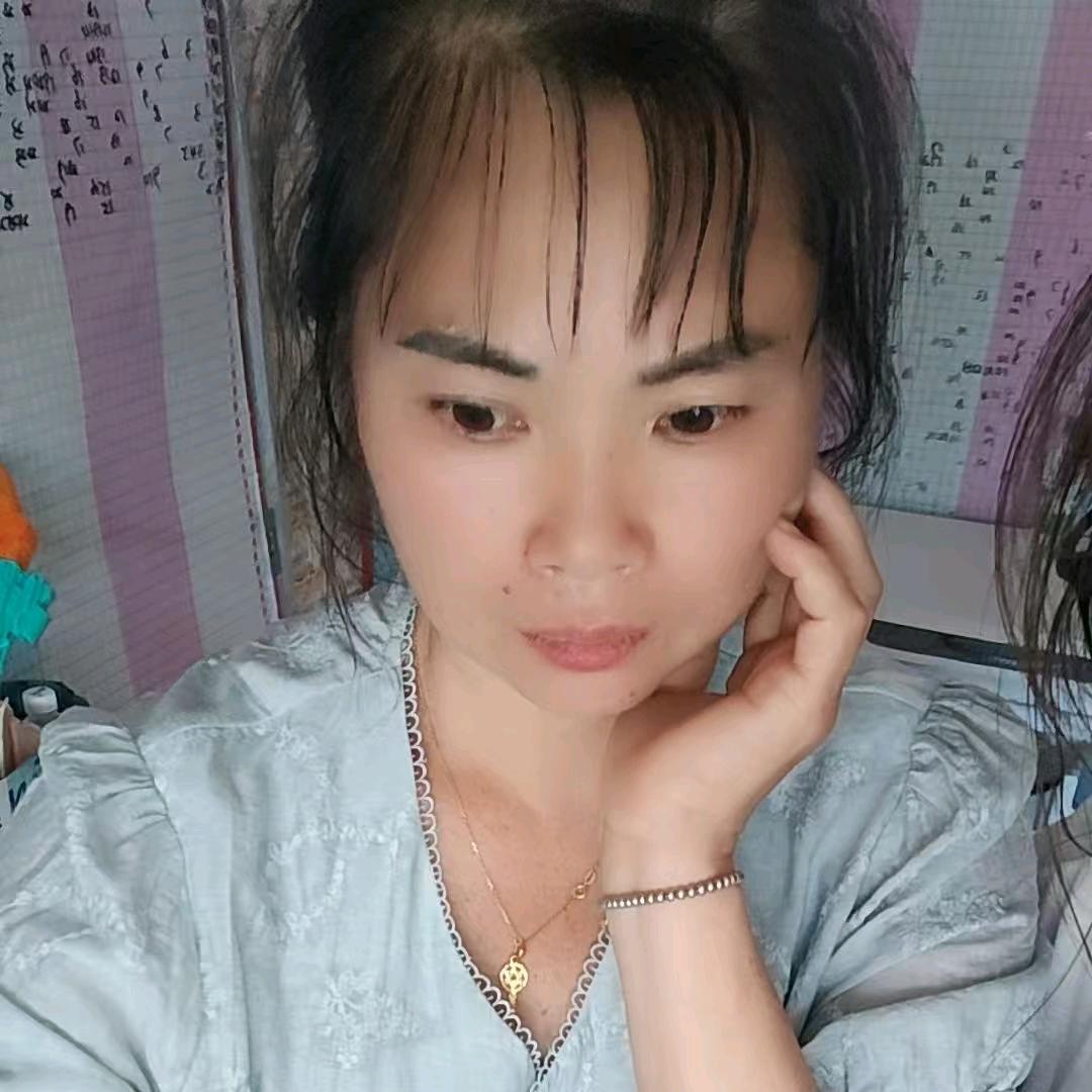 云南妹中午12：30开播小号