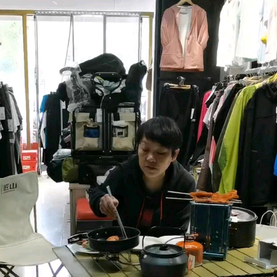 探拓户外丽景蓝湾店