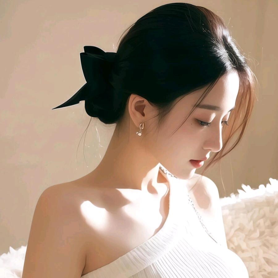 六月🎻