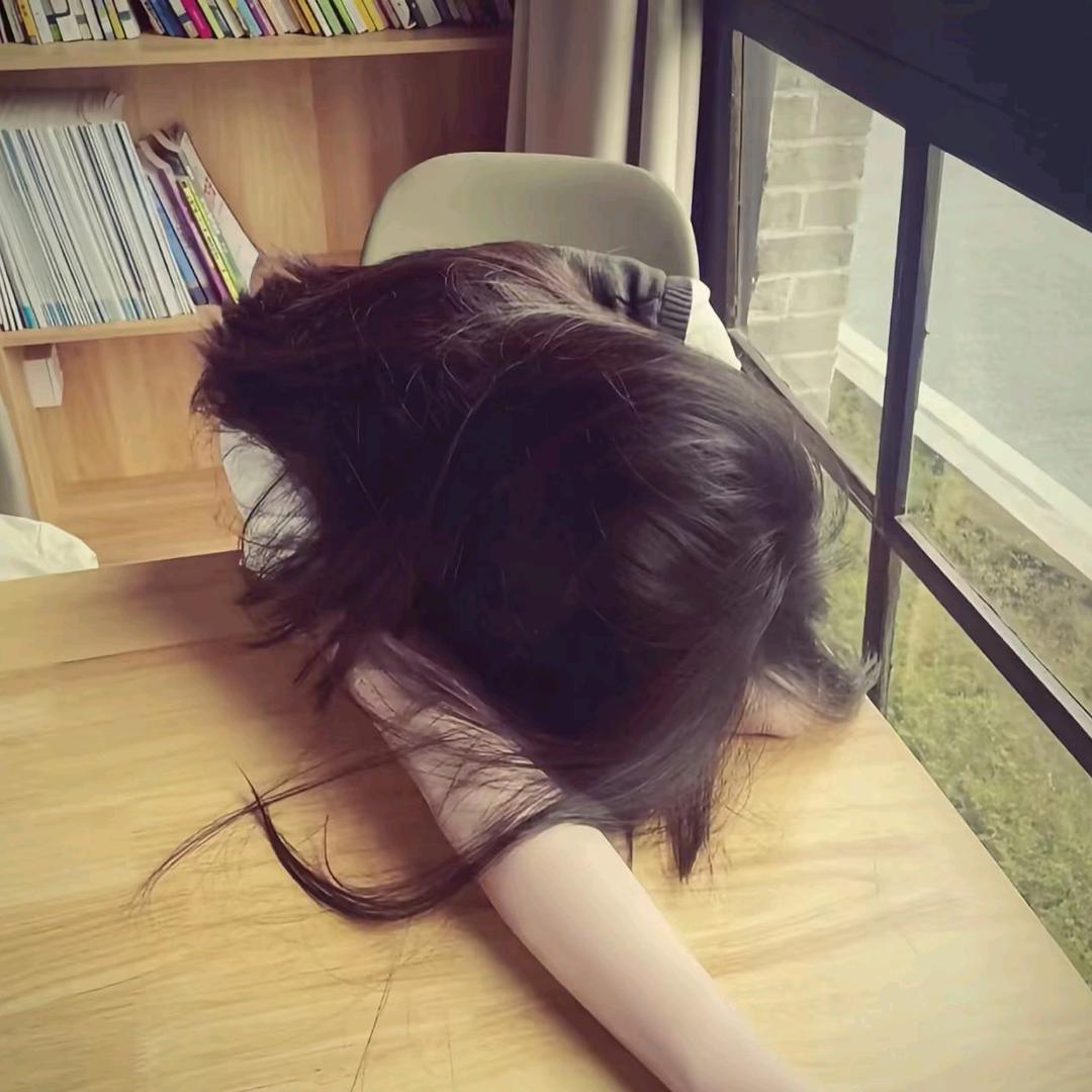妍露星