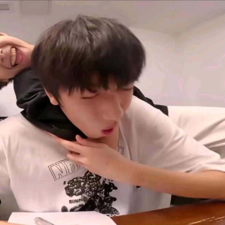 丁不是案犯💛.