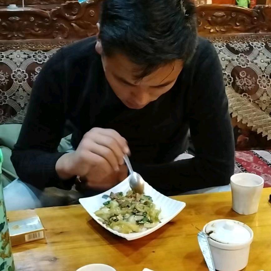 🌎 康巴藏厨彭布