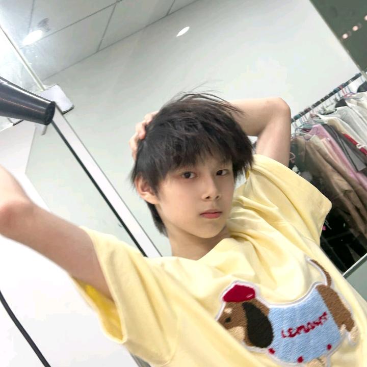 Lyyxu创始人.审核员.罕念_