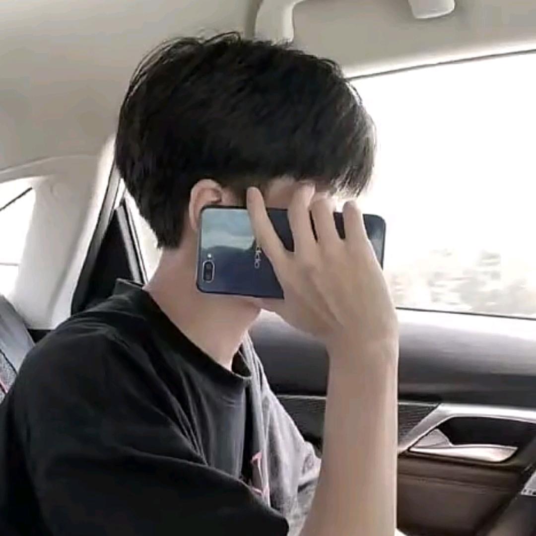 小郑来了🇨🇳