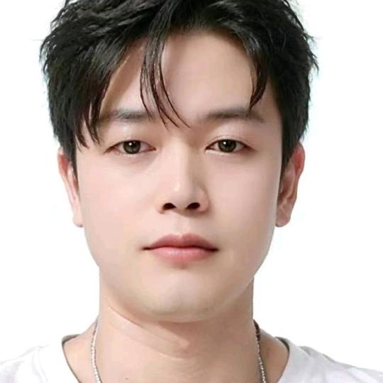 罗小云