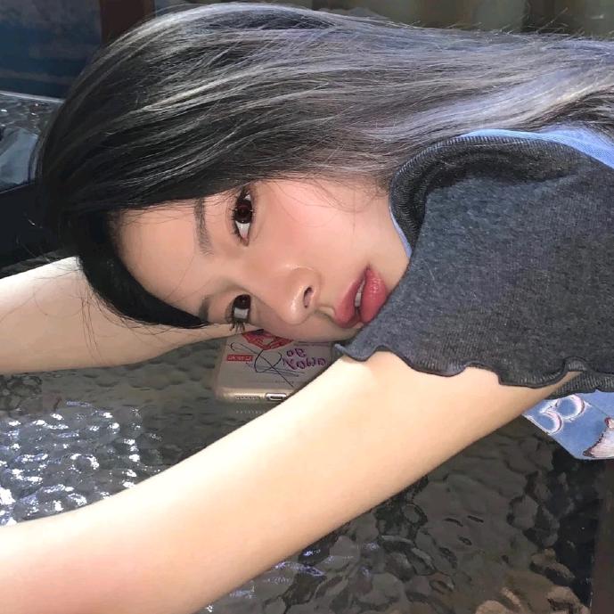飝孄龘