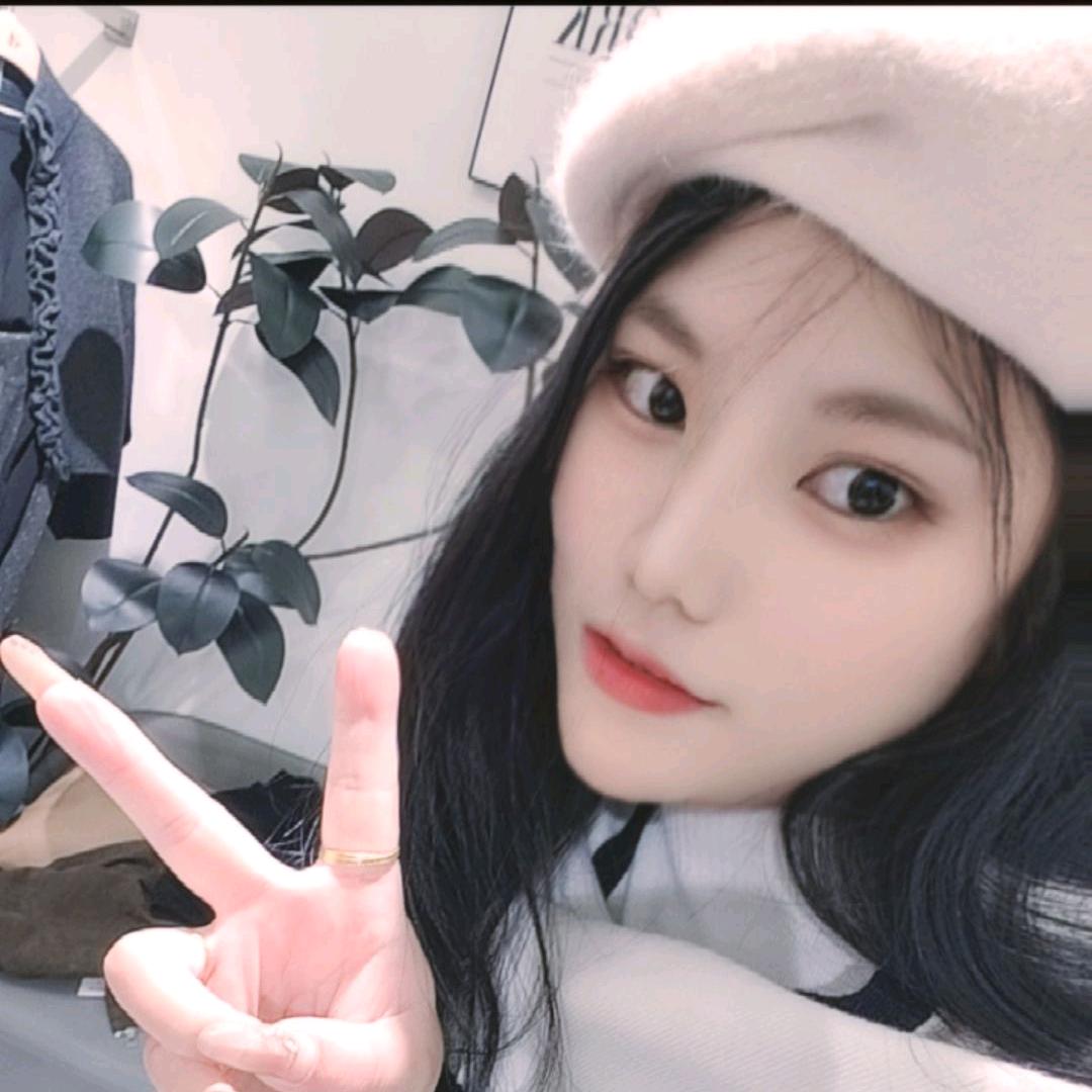 ღ᭄ꦿ萍 🍒萍°এ⁵²º᭄এ