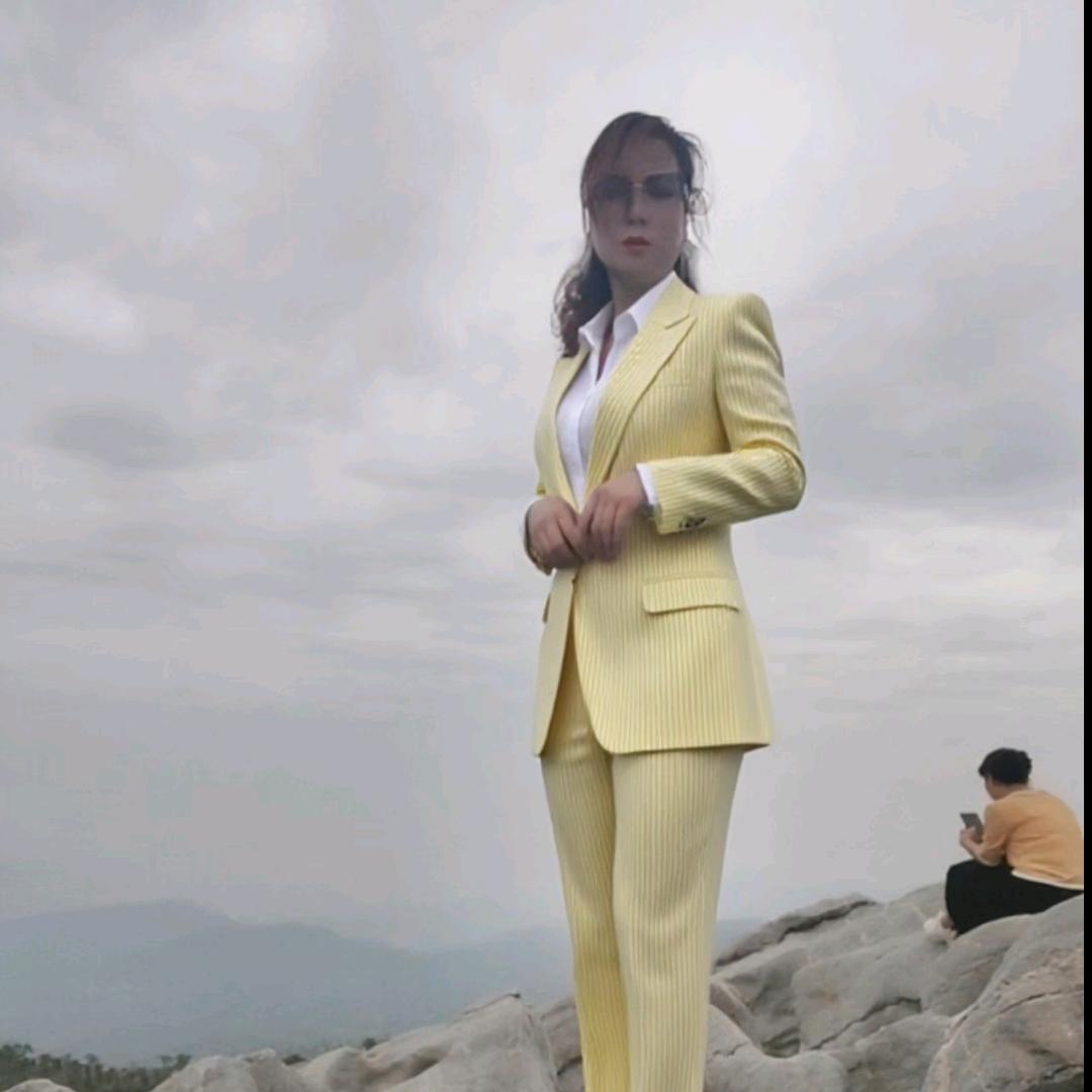 沉默不语