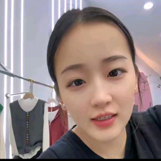 泡沫美人（七七）