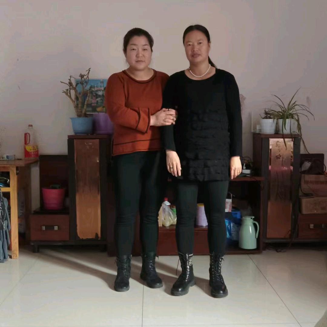 莉莉@🌸🌴🌴🐷🌹