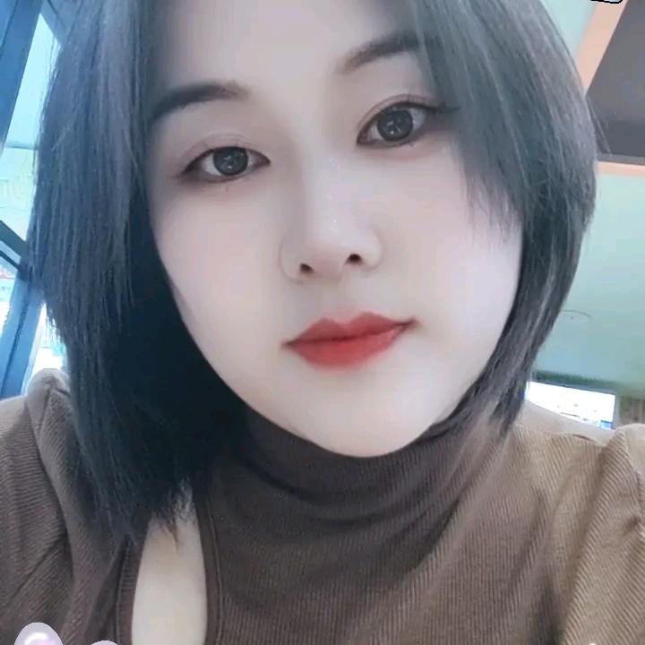 浅笑不语