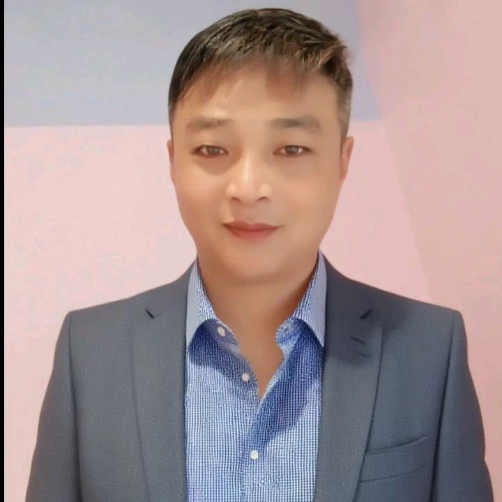 爱笑的男人