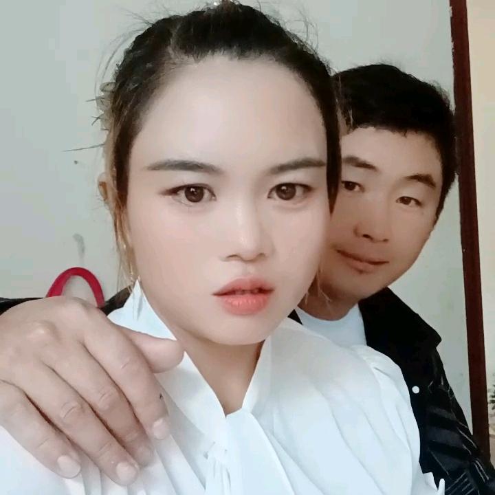 今生只爱你一人。我爱你，郑成燕