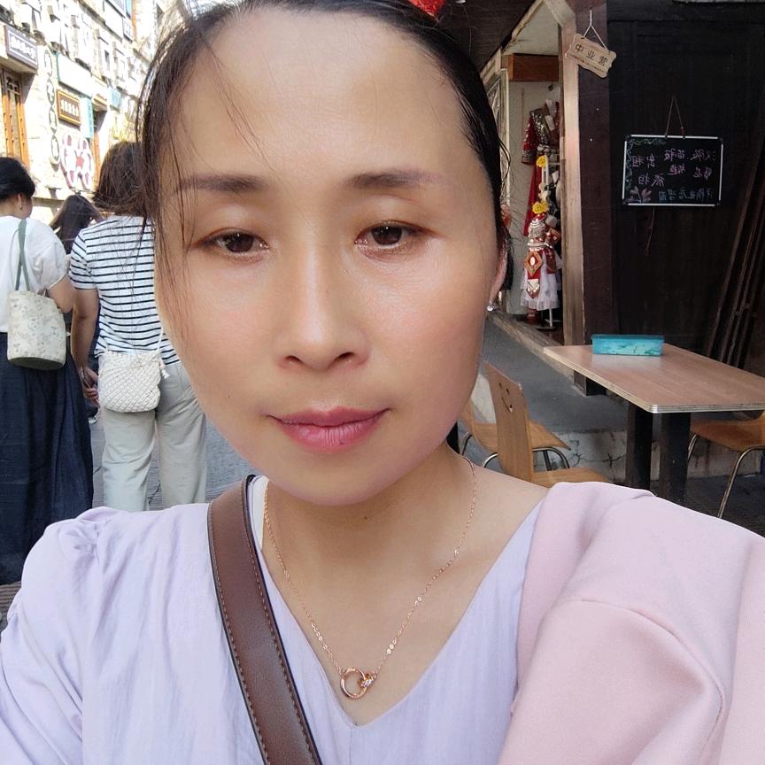 卢家二丫头