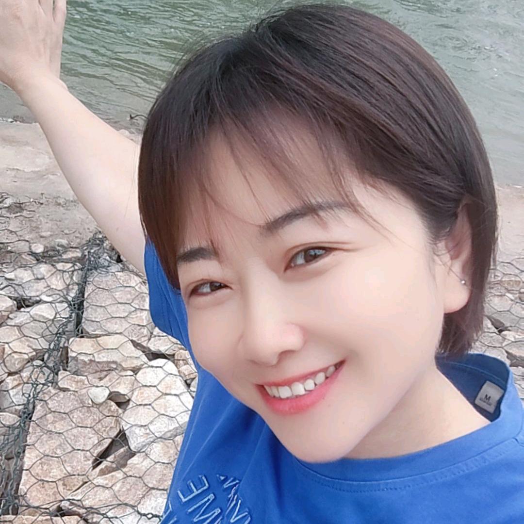 我和春天有个约会。